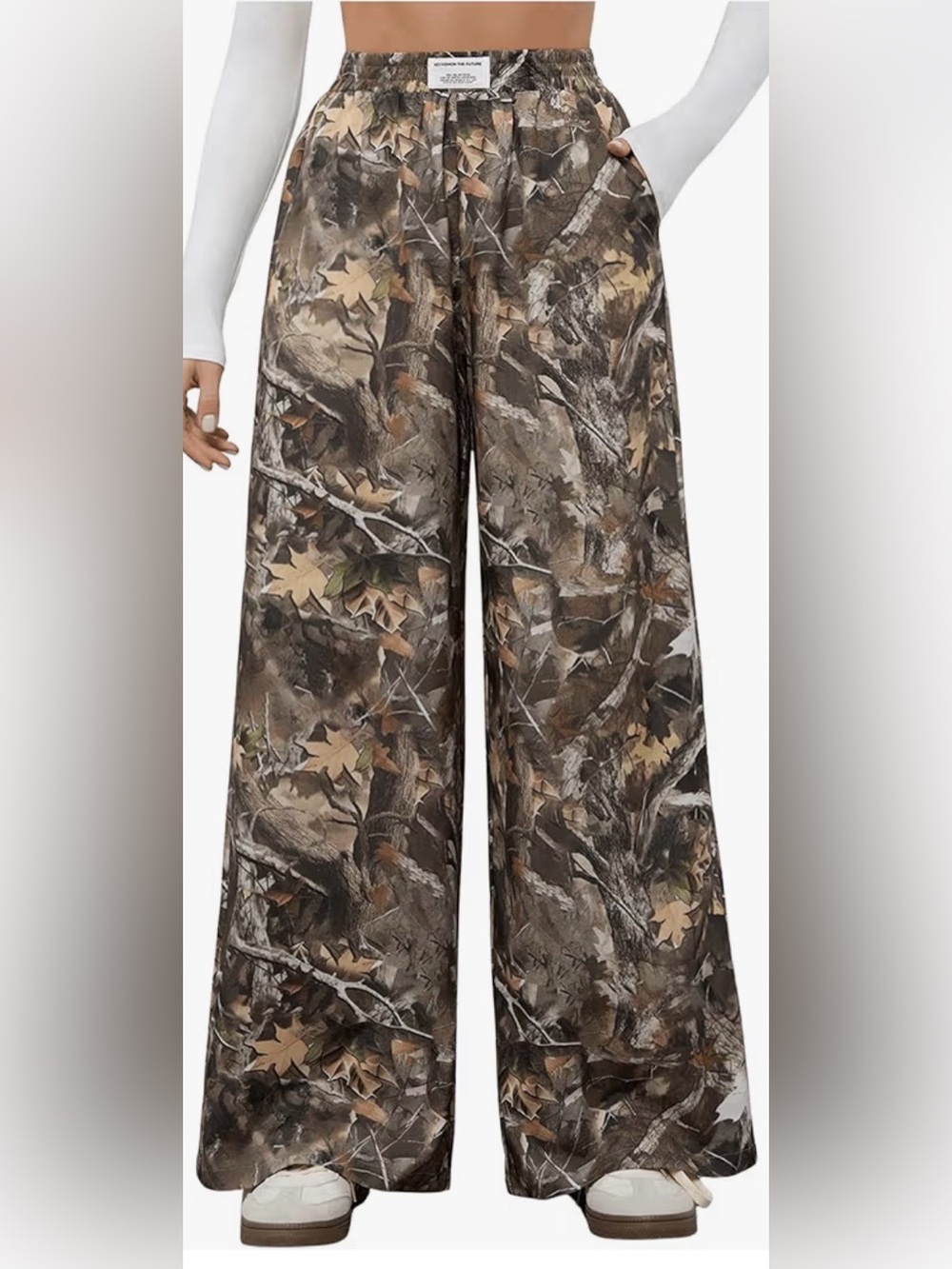 Women's Wide-Leg Camo Print Pants in Brown Size XS